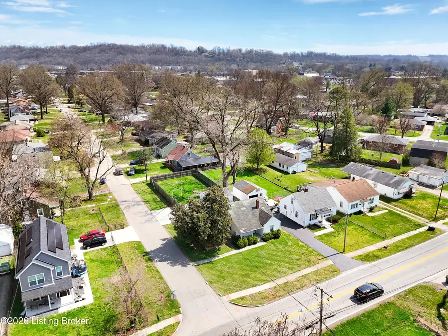 5001 Graston Ave, Louisville, KY 40216 - #3