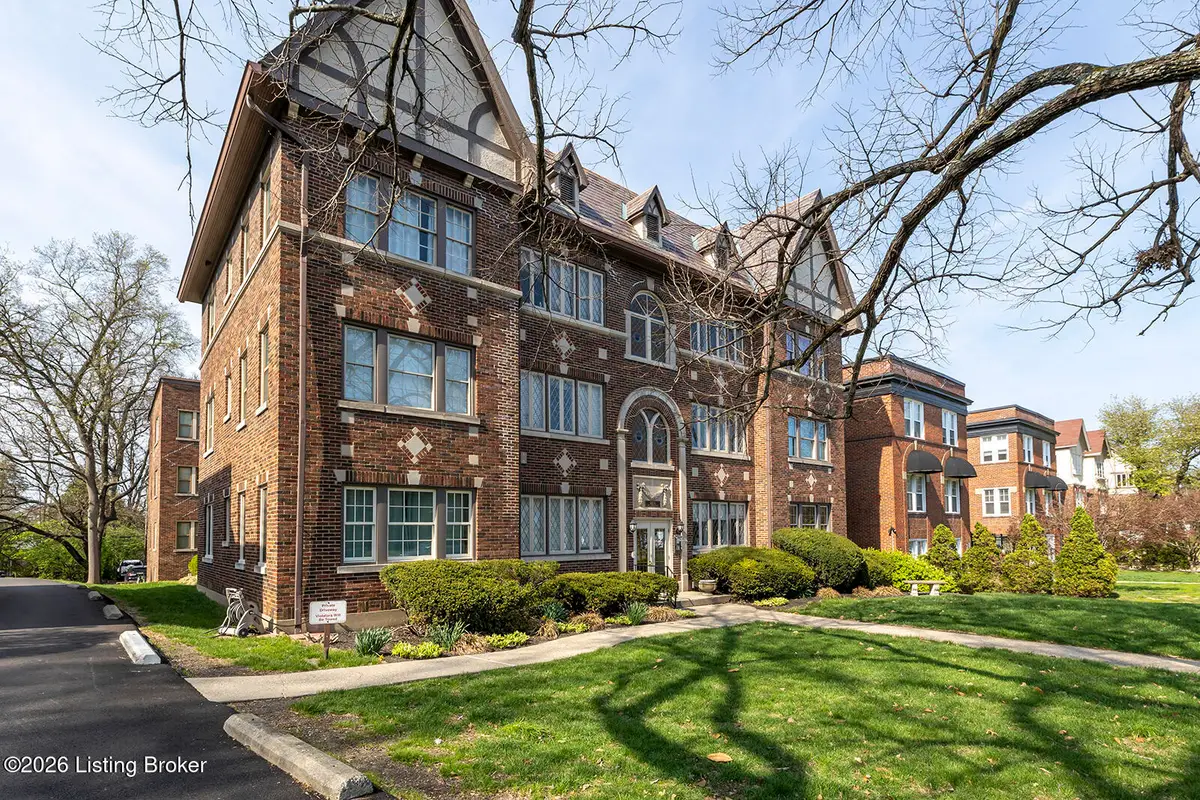 2043 Douglass Blvd #APT 21, Louisville, KY 40205 - #1