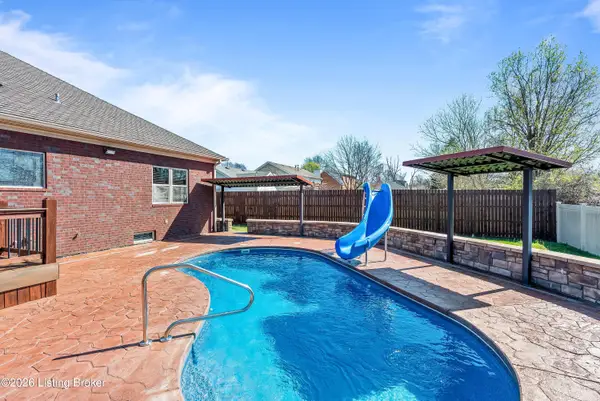 8119 Avanti Way, Louisville, KY 40291