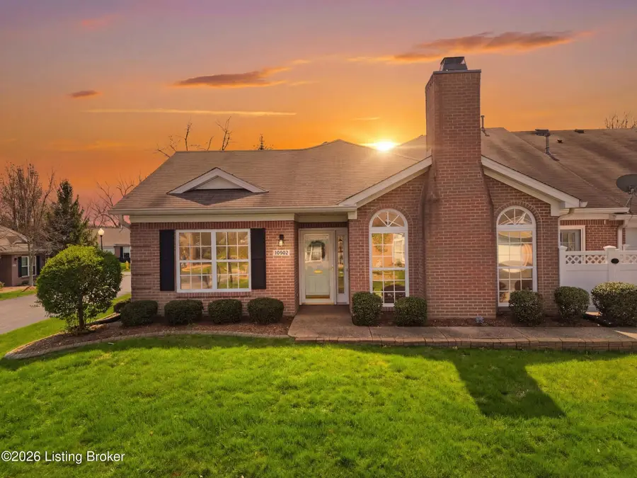 10902 Oxford Commons Ct, Louisville, KY 40291 - #2