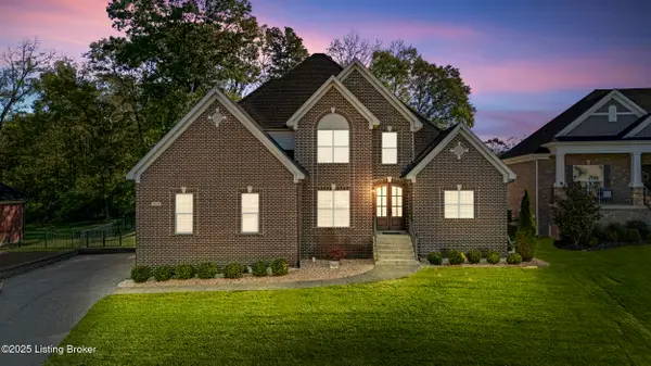 17117 Shakes Creek Dr, Fisherville, KY 40023