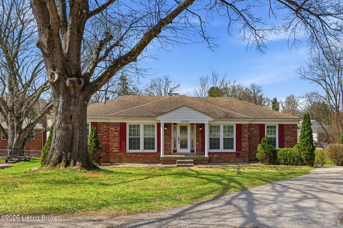 4702 Longborough Ct, Jeffersontown, KY 40299 - #1