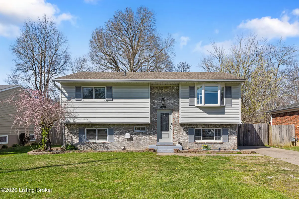 8535 Glaser Ln, Louisville, KY 40291 - #1