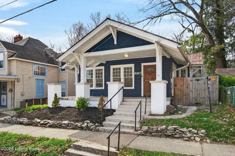 308 Steele St, Frankfort, KY 40601 - #2
