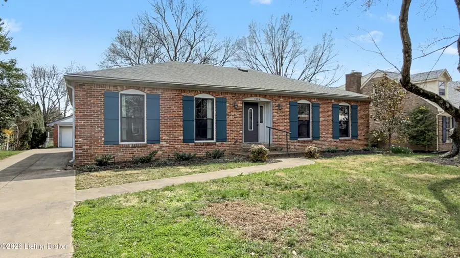 1304 Holsworth Ln, Louisville, KY 40222 - #2