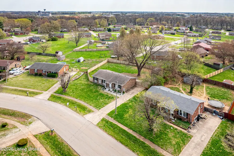 137 Scenic Dr, Bardstown, KY 40004 - #2