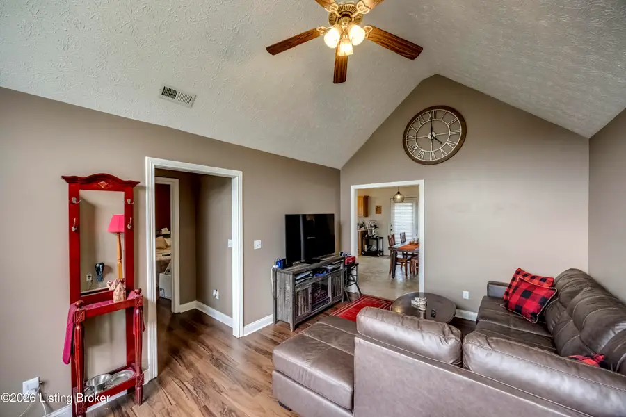 110 Tulip Dr, Bardstown, KY 40004 - #3