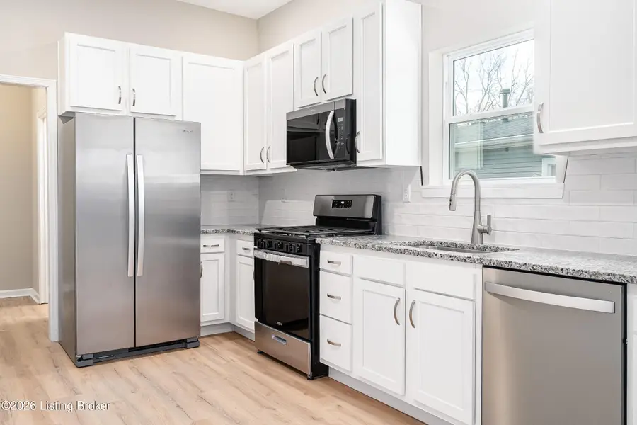 1226 Vim Dr, Louisville, KY 40213 - #3