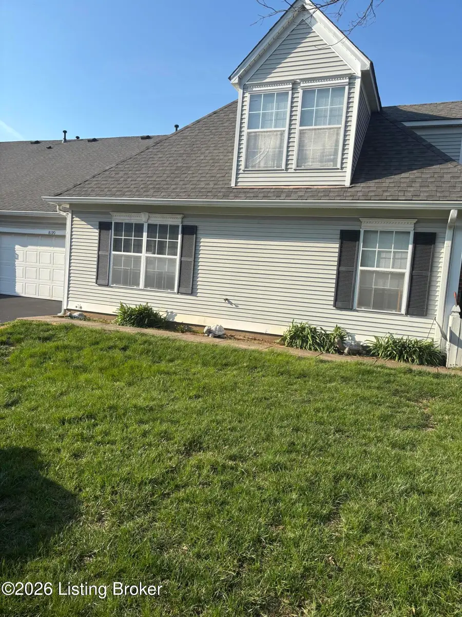 8120 Meadowgreen Pl, Louisville, KY 40299 - #3