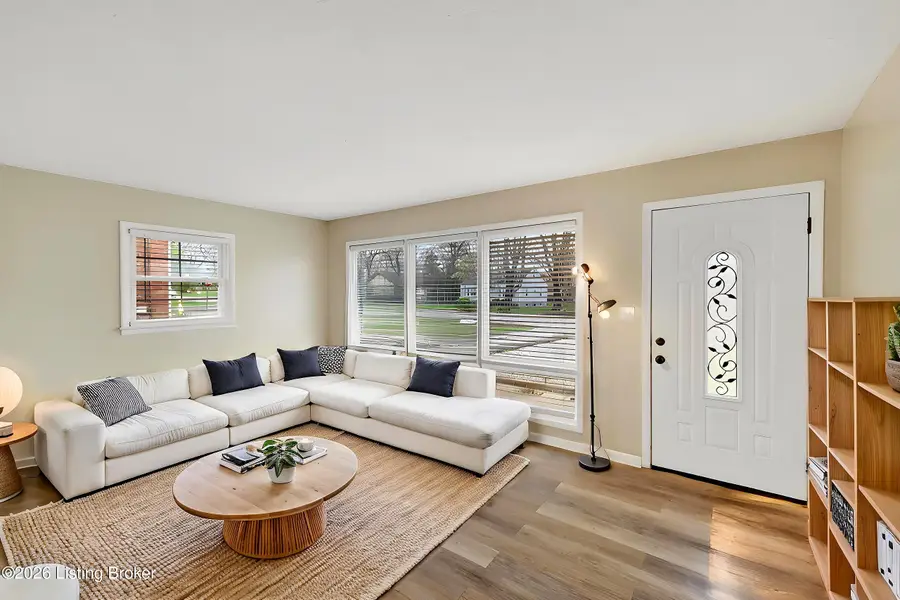 1104 Minor Ln, Louisville, KY 40219 - #3