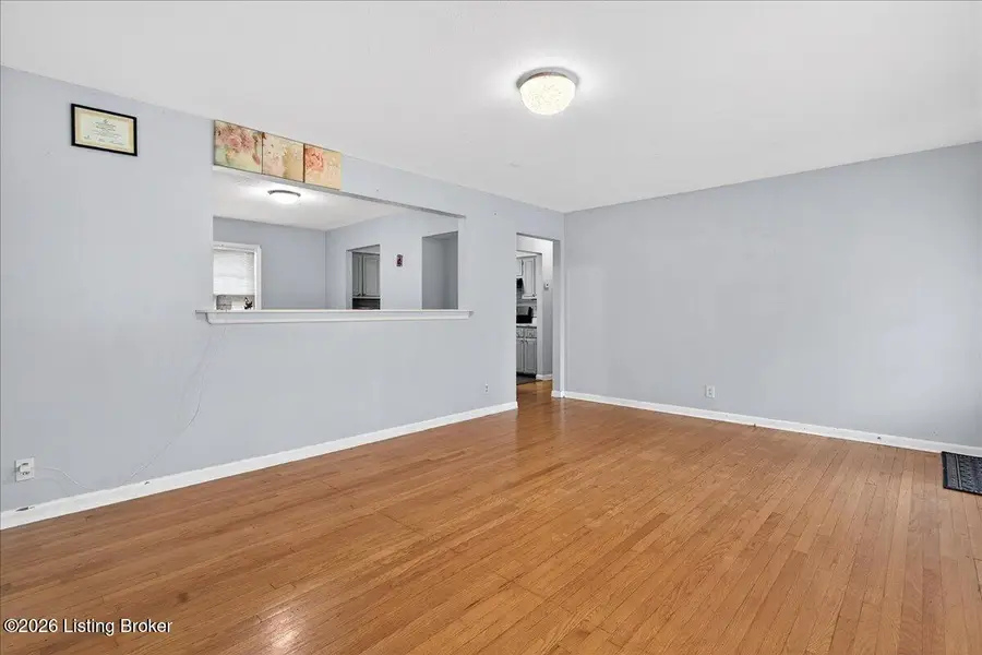 5500 Raymary Dr, Louisville, KY 40272 - #3