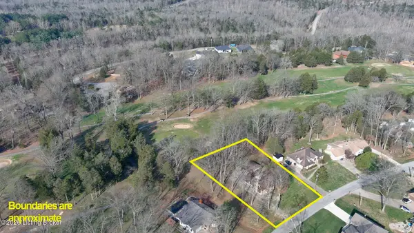 697 Saint Andrews Rd, Brandenburg, KY 40108