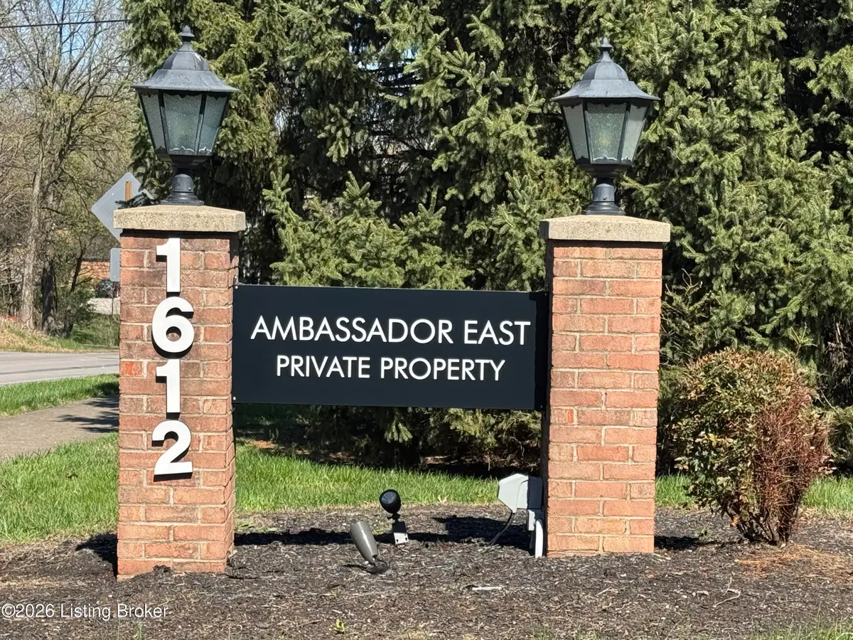 1612 Gardiner Ln #113, Louisville, KY 40205 - #1