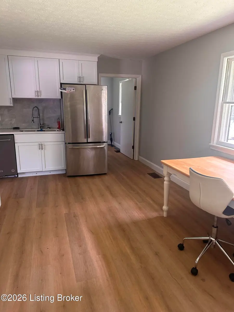 602 W Broadway St, Bardstown, KY 40004 - #3