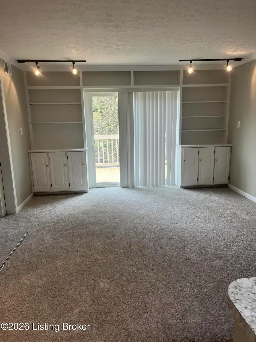 1935 Gardiner Ln #H130, Louisville, KY 40205 - #3