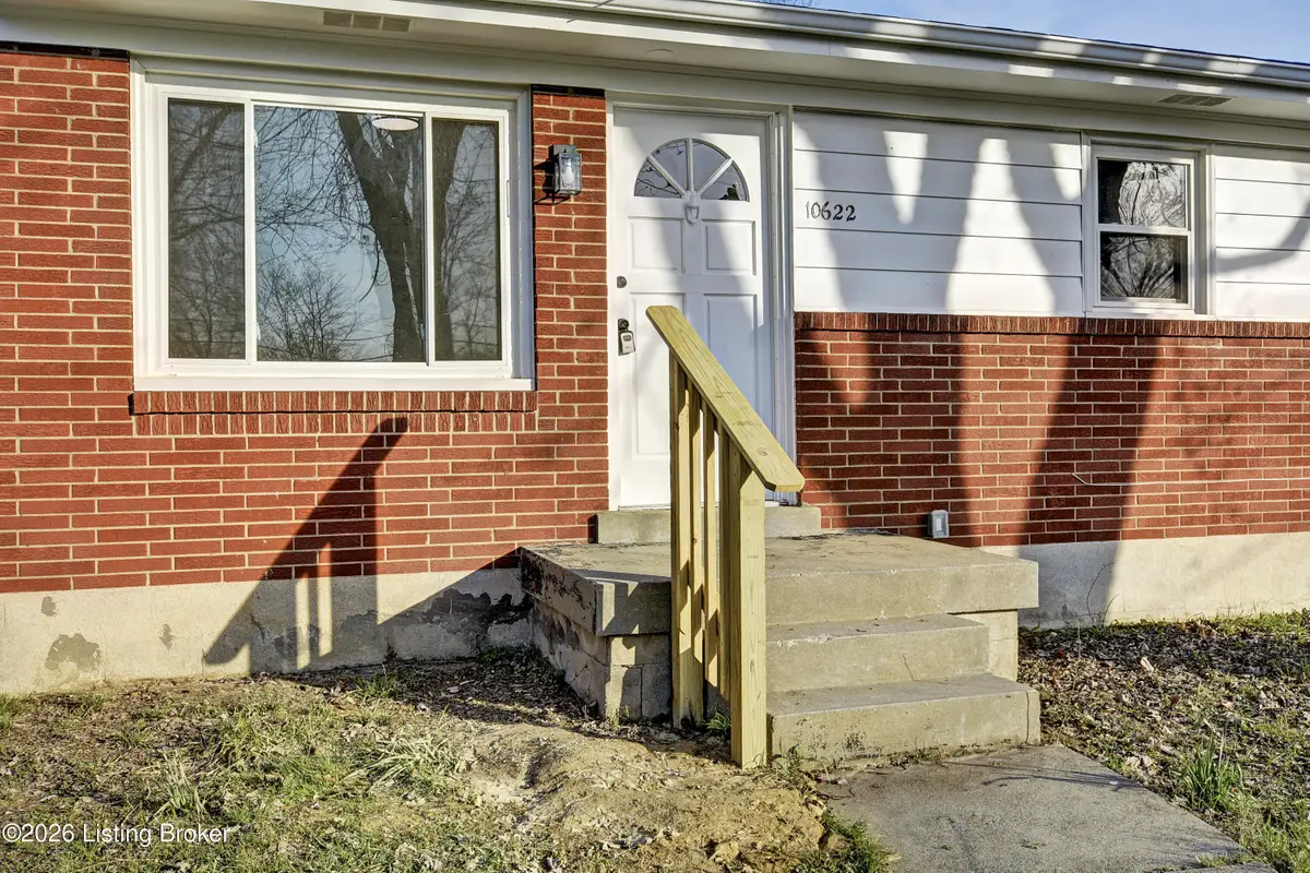 10622 Charlene Dr, Fairdale, KY 40118 - #1