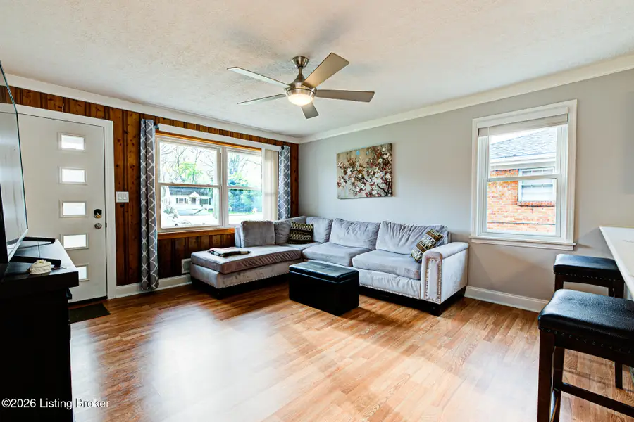 8714 Blue Lick Rd, Louisville, KY 40219 - #3