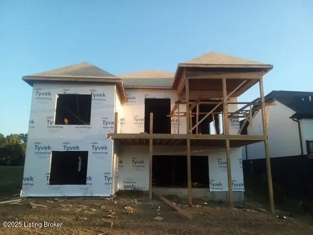 205 Locust Park Pl, Louisville, KY 40245 - #3