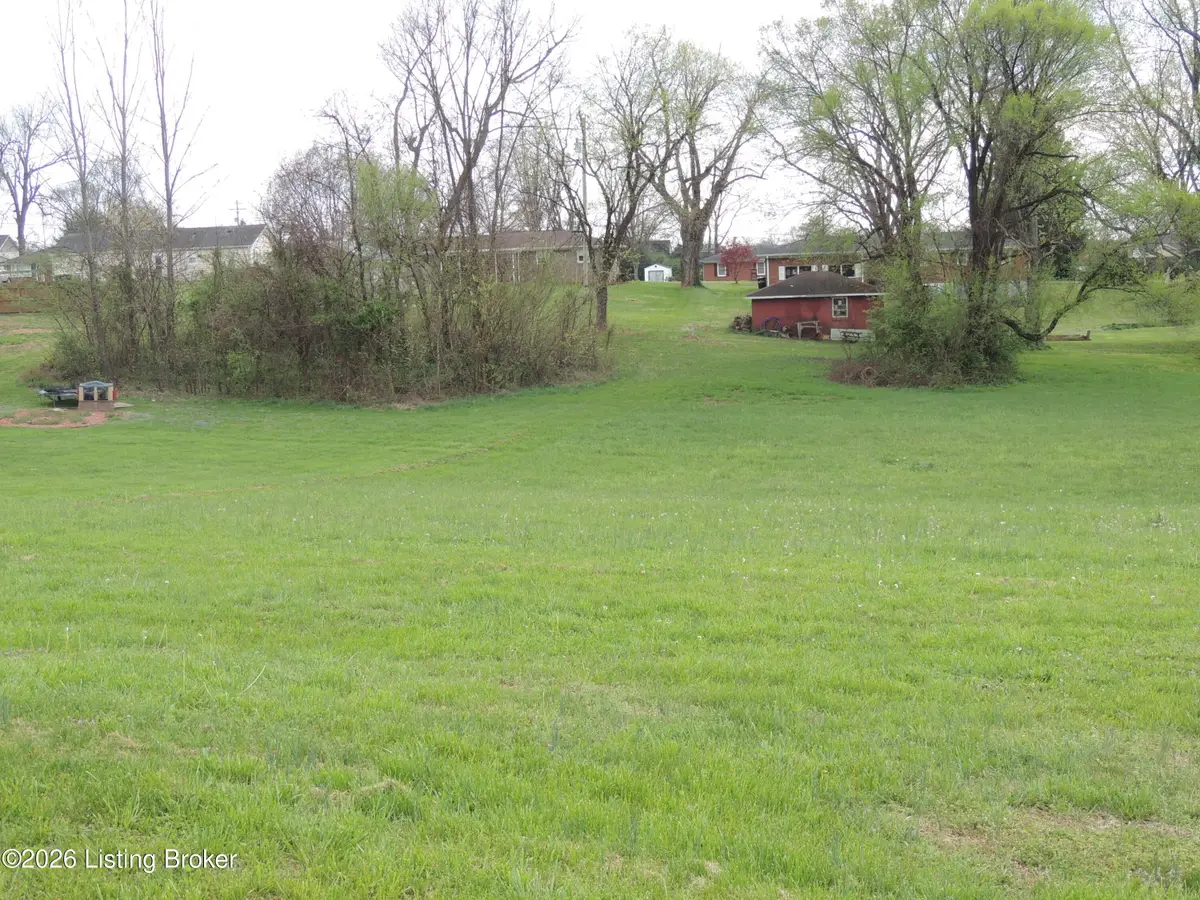 2203 Elmcrest Dr, Bardstown, KY 40004 - #1