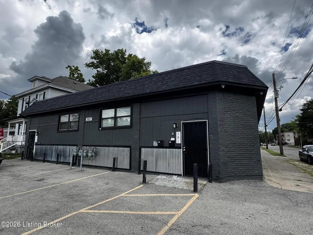 3801 River Park Dr, Louisville, KY 40211 - #1