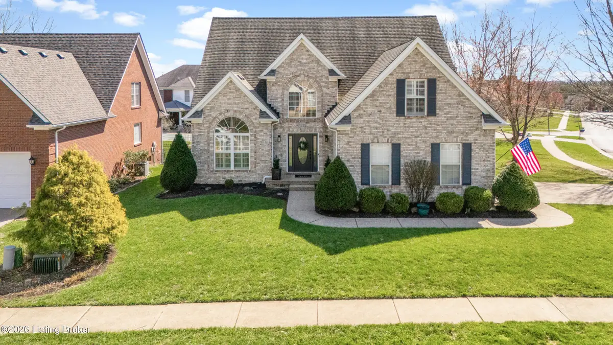 13700 Lake Spring Dr, Louisville, KY 40299 - #1