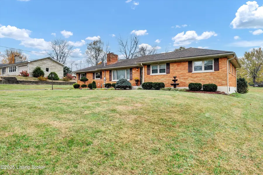 6706 Concord Hill Rd, Louisville, KY 40228 - #2