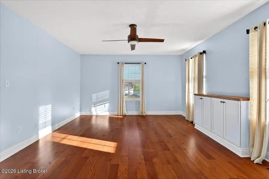 15 Harrington Ave, Brandenburg, KY 40108 - #3
