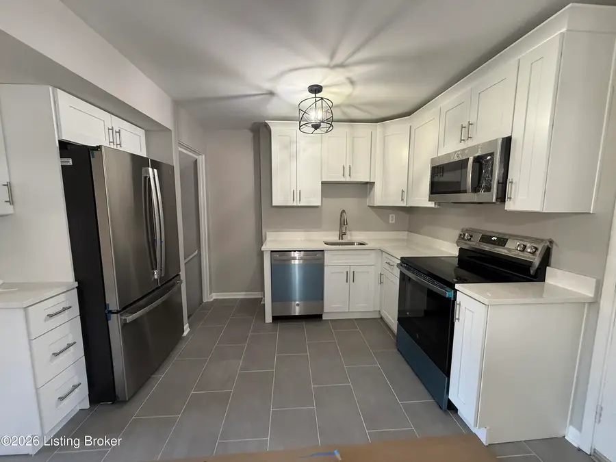 2811 Bexley Ct, Louisville, KY 40206 - #3