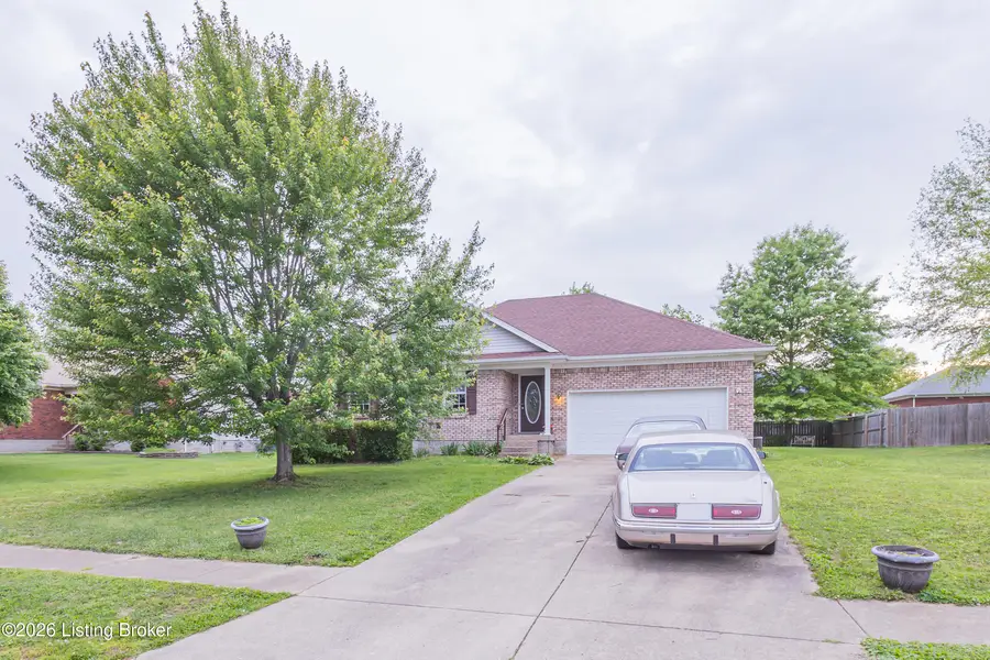 219 Forest Park Dr, Mount Washington, KY 40047 - #3