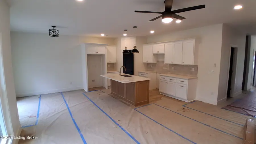 6592 Sylvania 6 Rd, Louisville, KY 40258 - #3