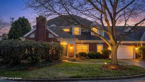 5943 Ashwood Bluff Dr, Louisville, KY 40207