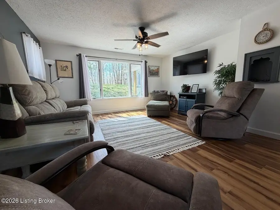 404 Lorel Dunbar Rd, Jamestown, KY 42629 - #3