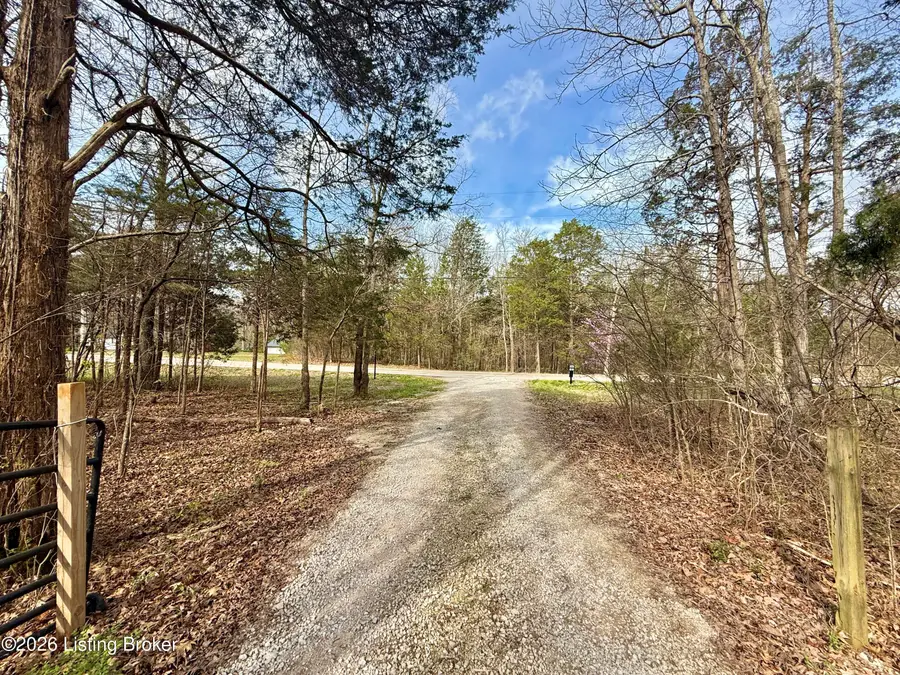 442 Clarks Ln, Shepherdsville, KY 40165 - #3