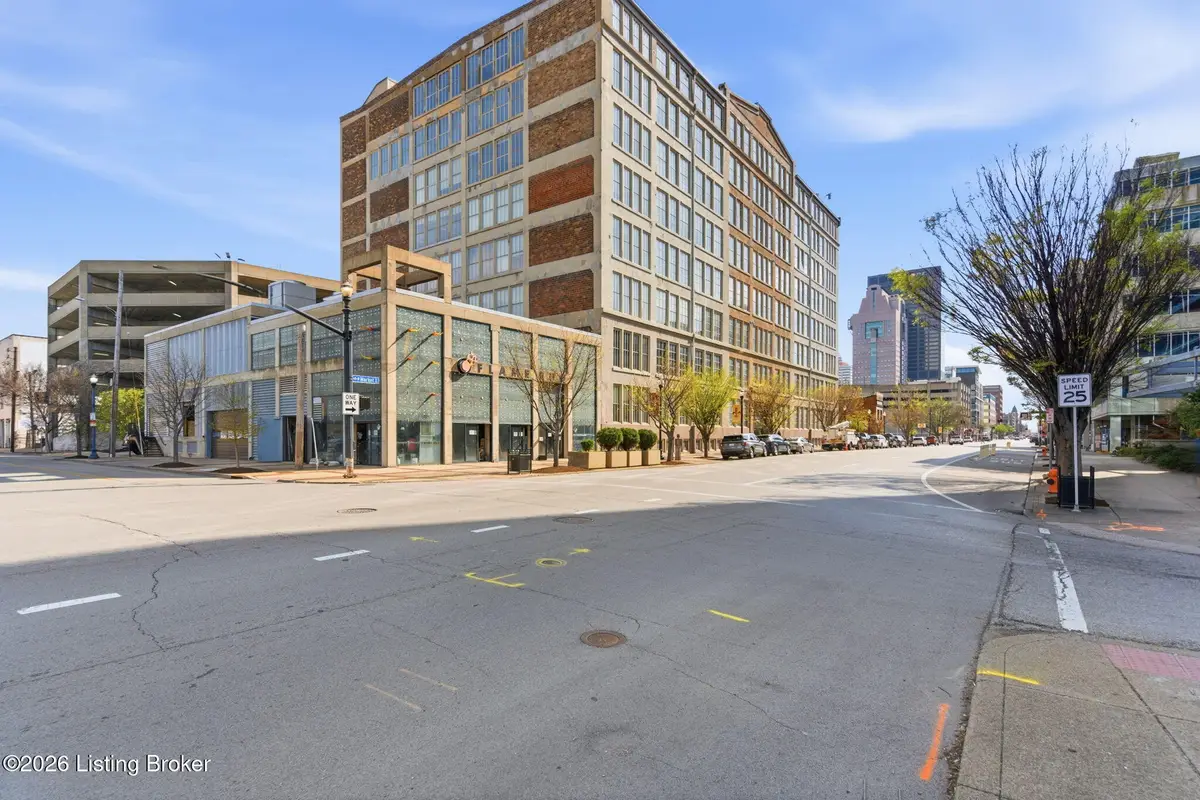 815 W Market St #708, Louisville, KY 40202 - #1