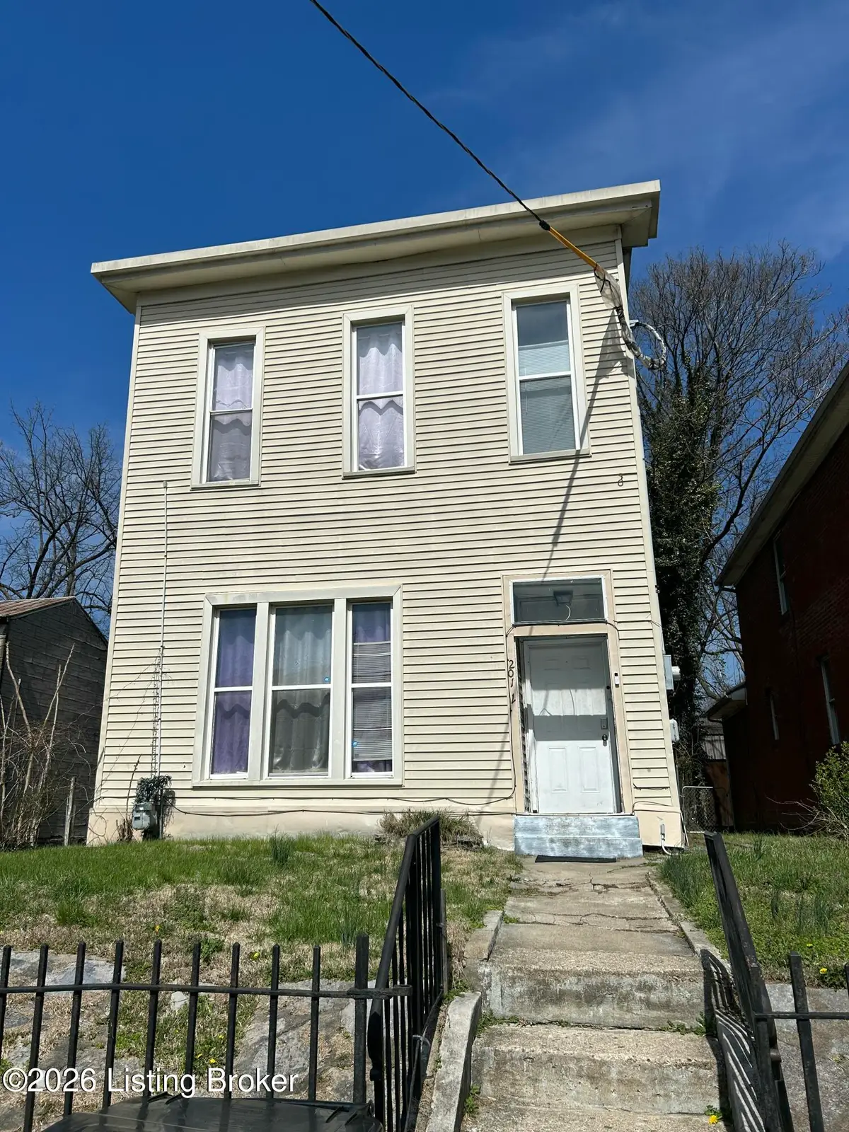 2017 W Jefferson St, Louisville, KY 40203 - #1