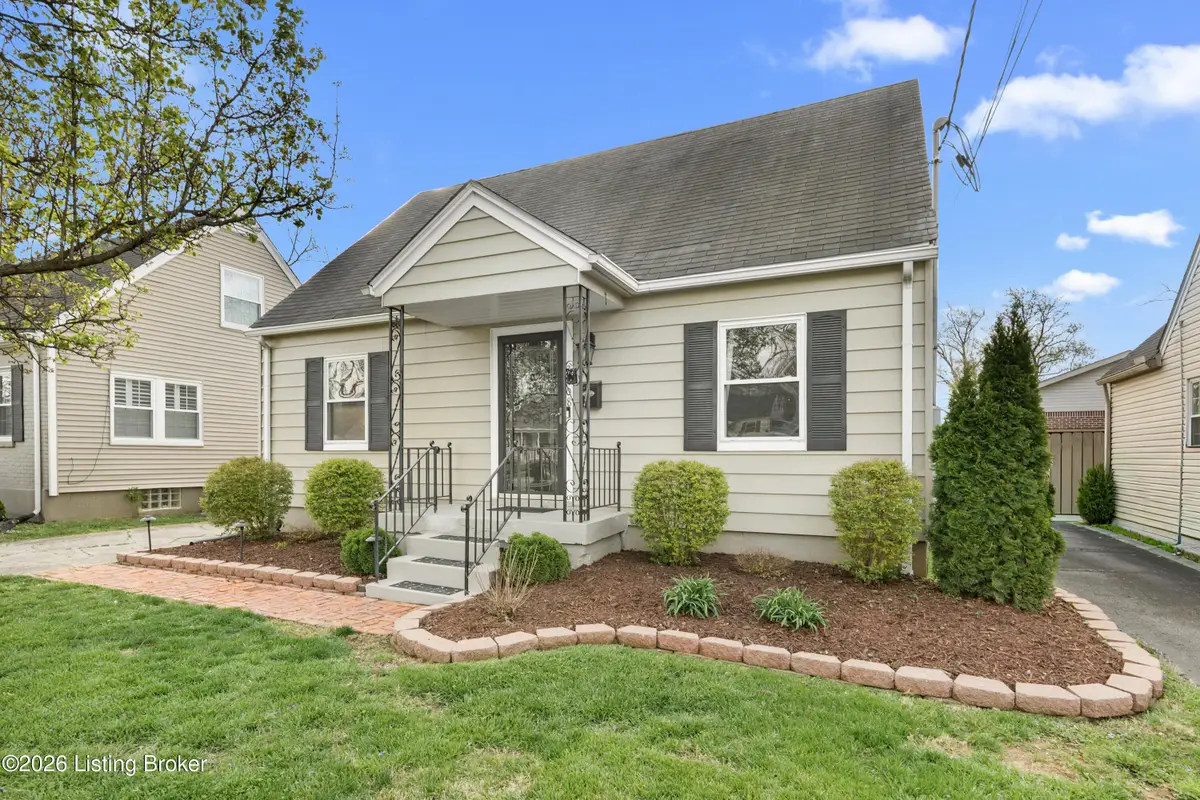 3408 Grandview Ave, Louisville, KY 40207 - #1