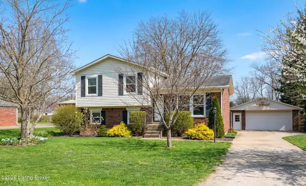 6530 Manassas Dr, Pewee Valley, KY 40056