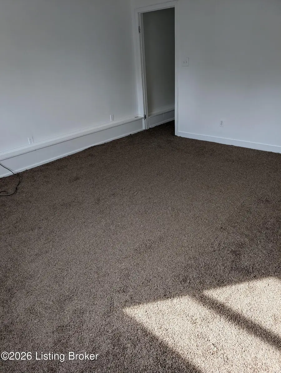 2805 W Chestnut St, Louisville, KY 40211 - #3