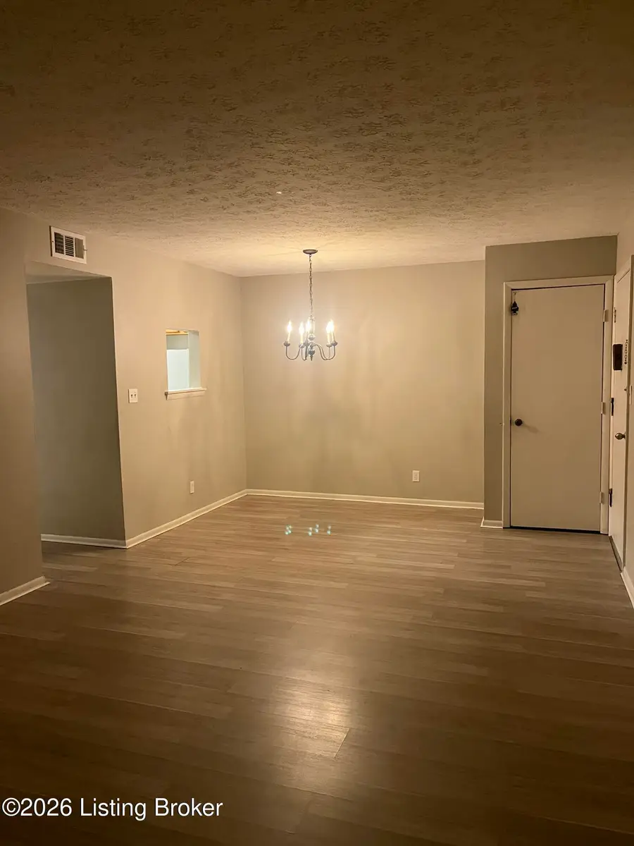 8714 Bayberry Pl #3, Louisville, KY 40242 - #2