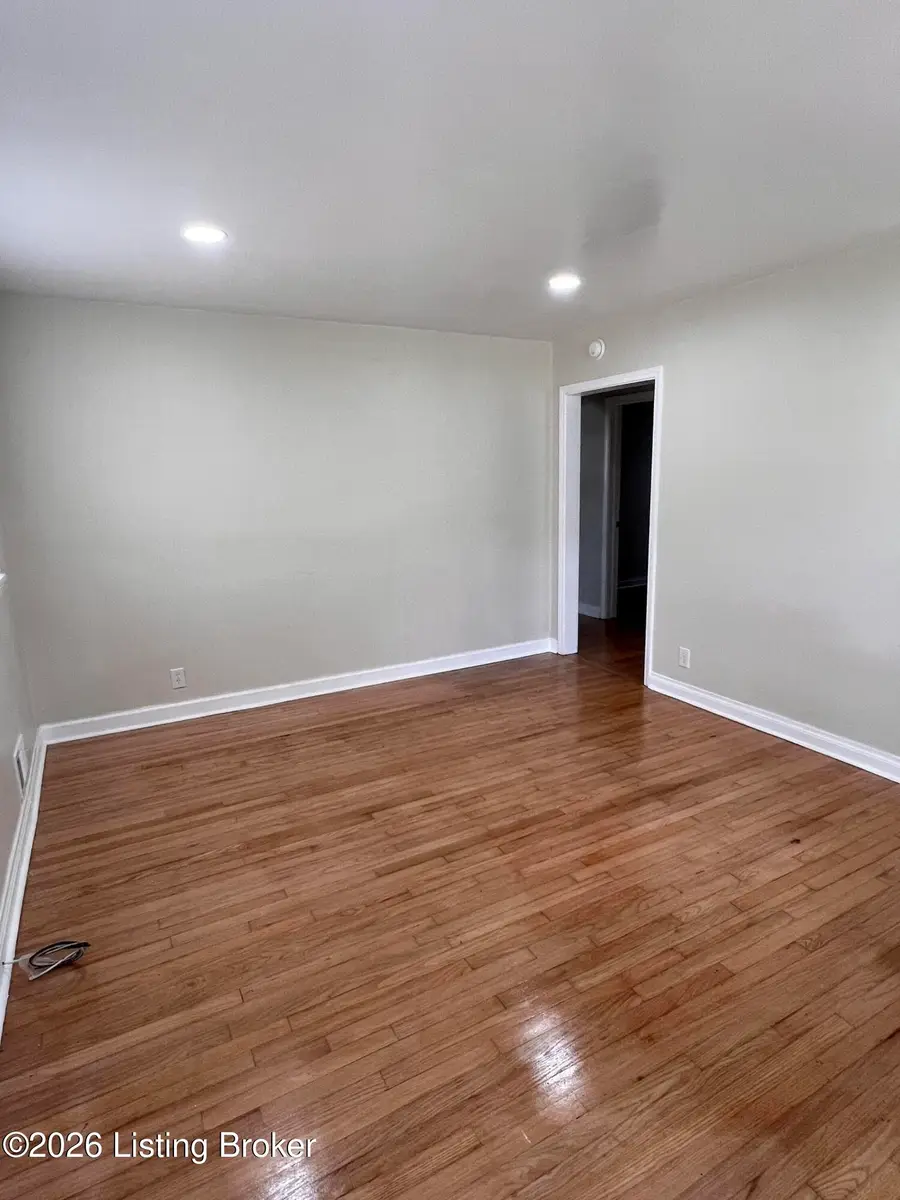 137 N 39th St, Louisville, KY 40212 - #3