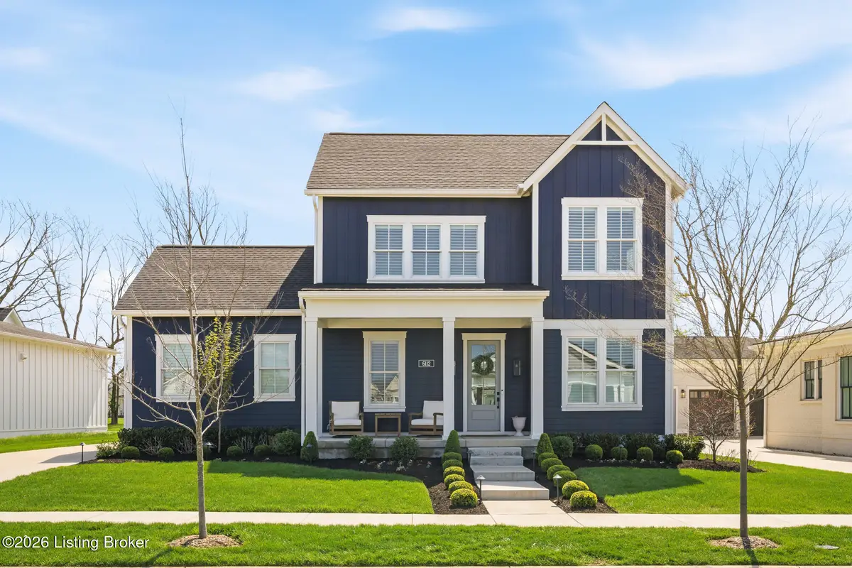 6112 Snapdragon Dr, Prospect, KY 40059 - #1