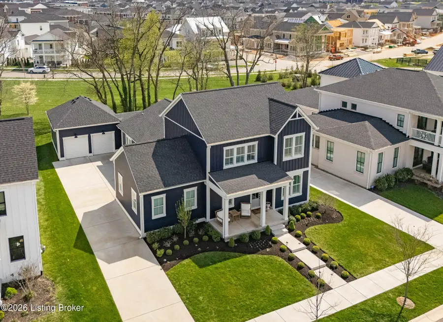 6112 Snapdragon Dr, Prospect, KY 40059 - #2