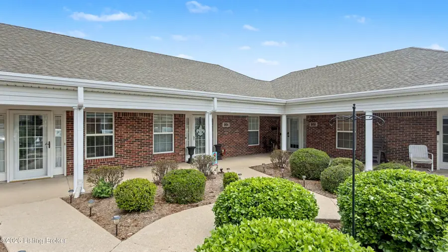 8204 Delta Cir, Louisville, KY 40228 - #3