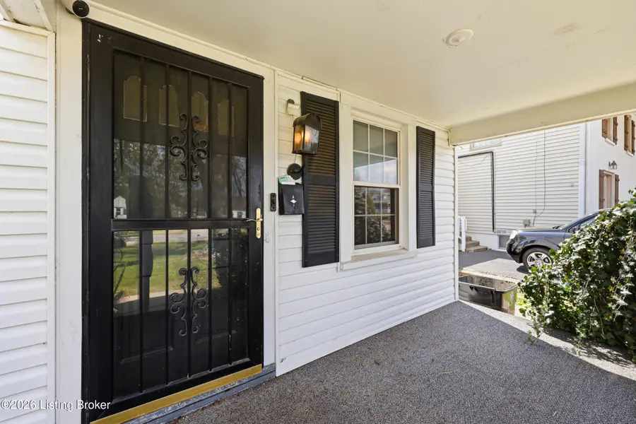 1054 Oakwood Ave, Louisville, KY 40215 - #3