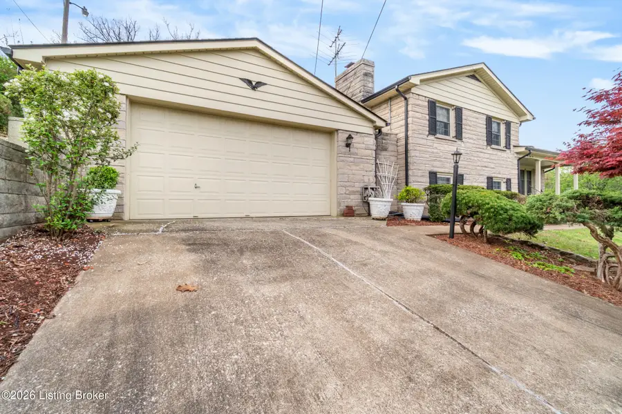 7410 Ridan Way, Louisville, KY 40214 - #2