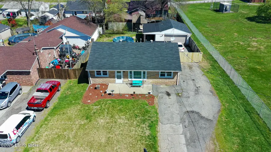 7209 Watson Ln, Louisville, KY 40272 - #3