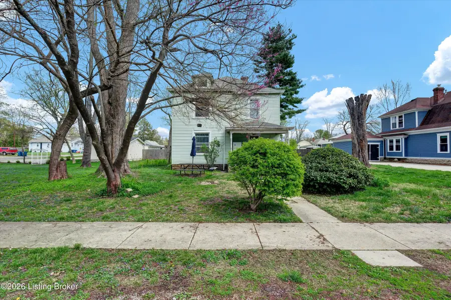 207 Birch St, La Grange, KY 40031 - #3