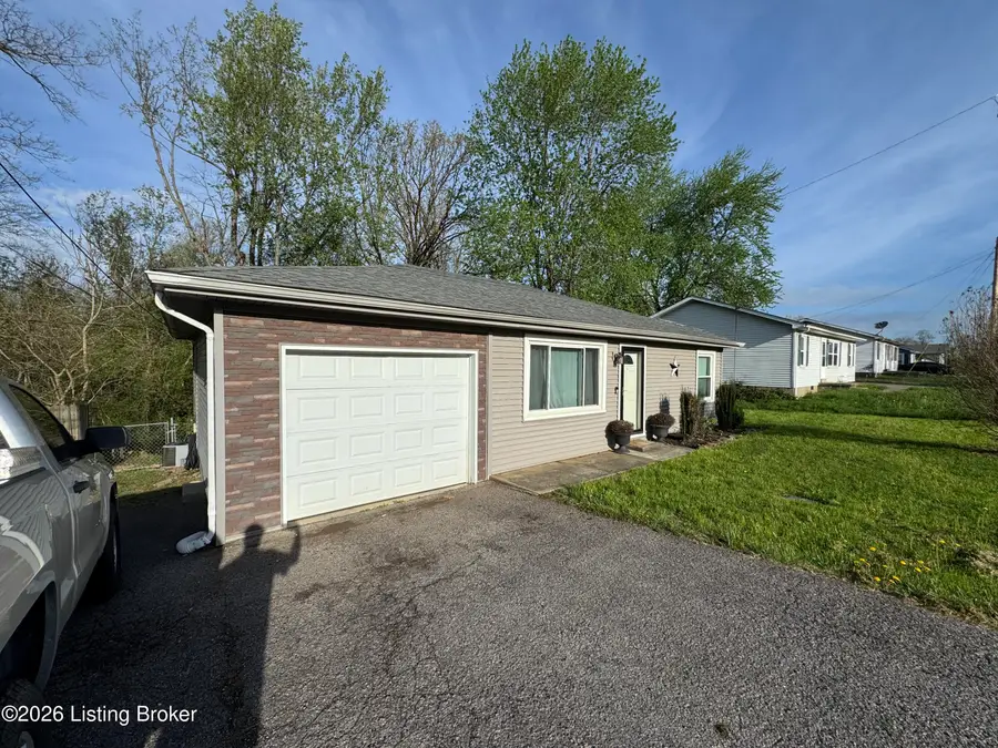 952 Old Ekron Rd, Brandenburg, KY 40108 - #2