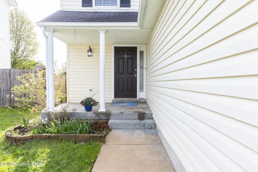 5123 Bell Ave, Shelbyville, KY 40065 - #2