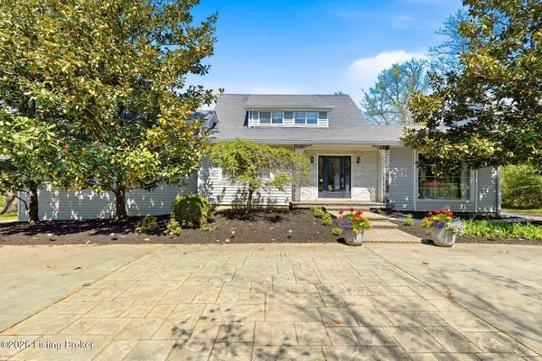 11805 Cedardale Rd, Anchorage, KY 40223